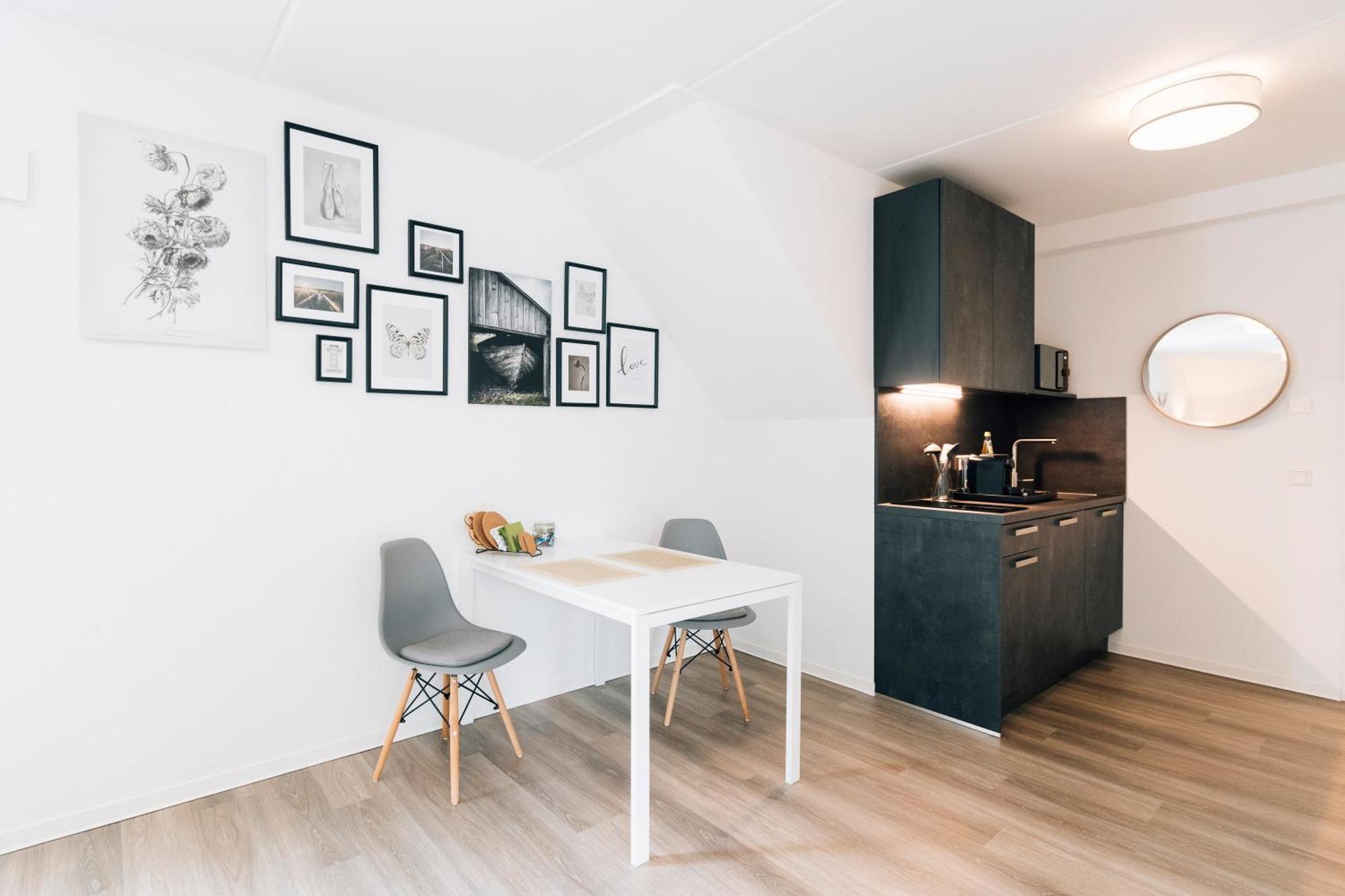 New Living City Appartement บีเลอเฟล์ด ภายนอก รูปภาพ